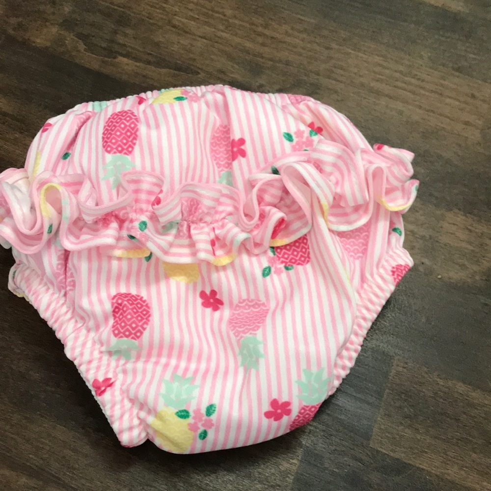 I play swim diaper - pink pineapple - size 6 mo. - Picture 2 of 5